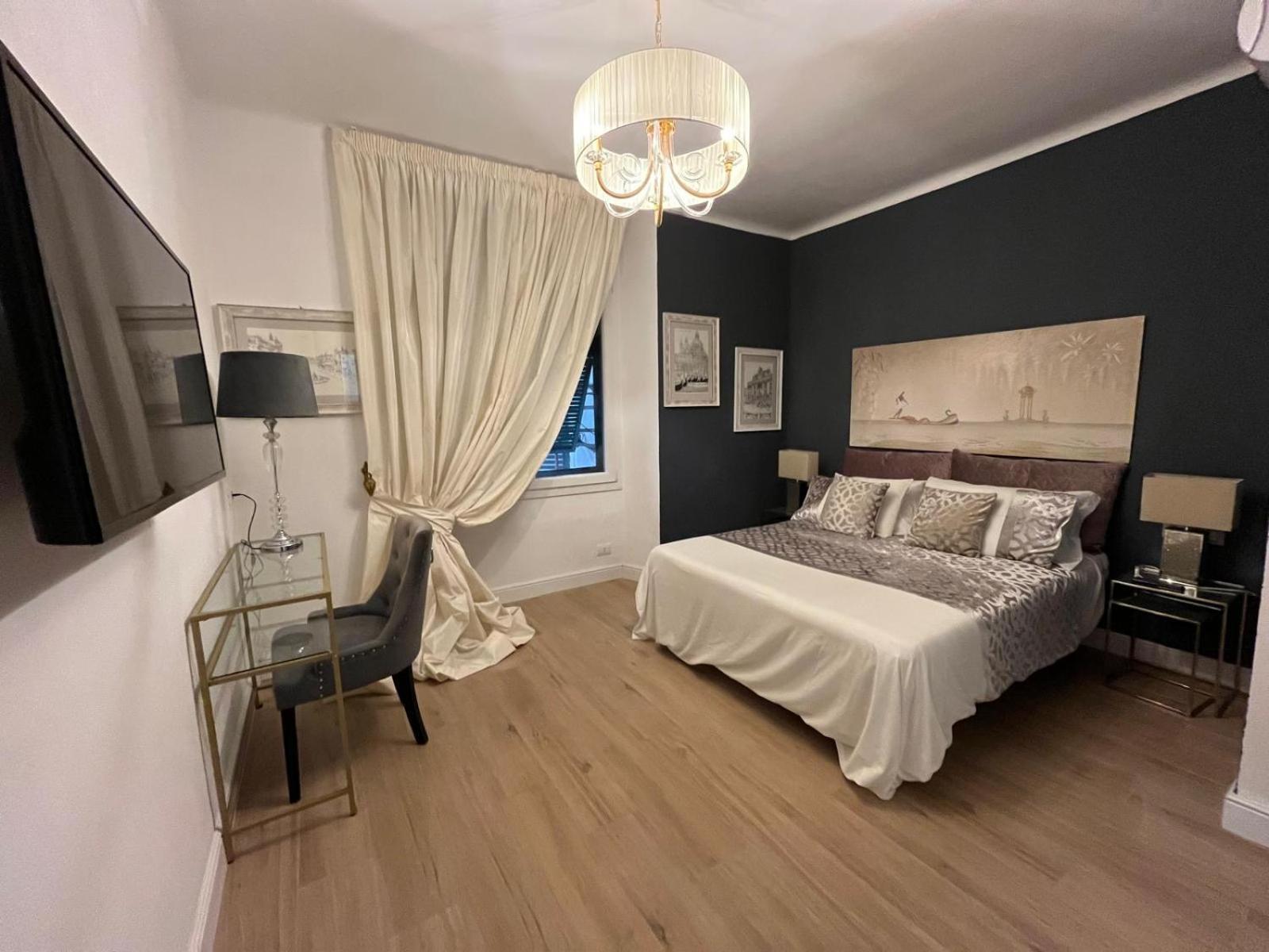 Luxury&charme Historical Center 2 Apartment Genua