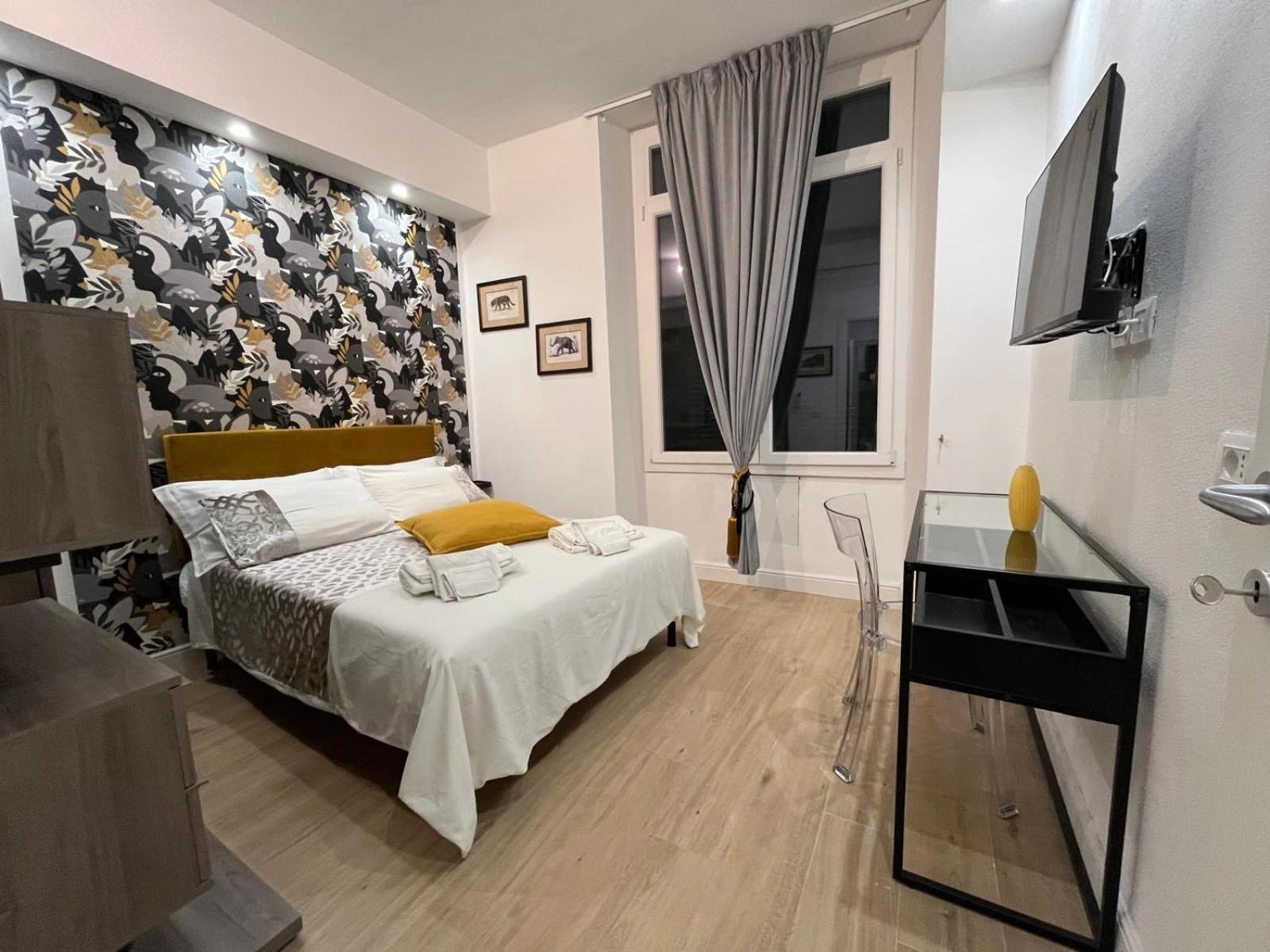 Luxury&charme Historical Center 2 Apartment Genua